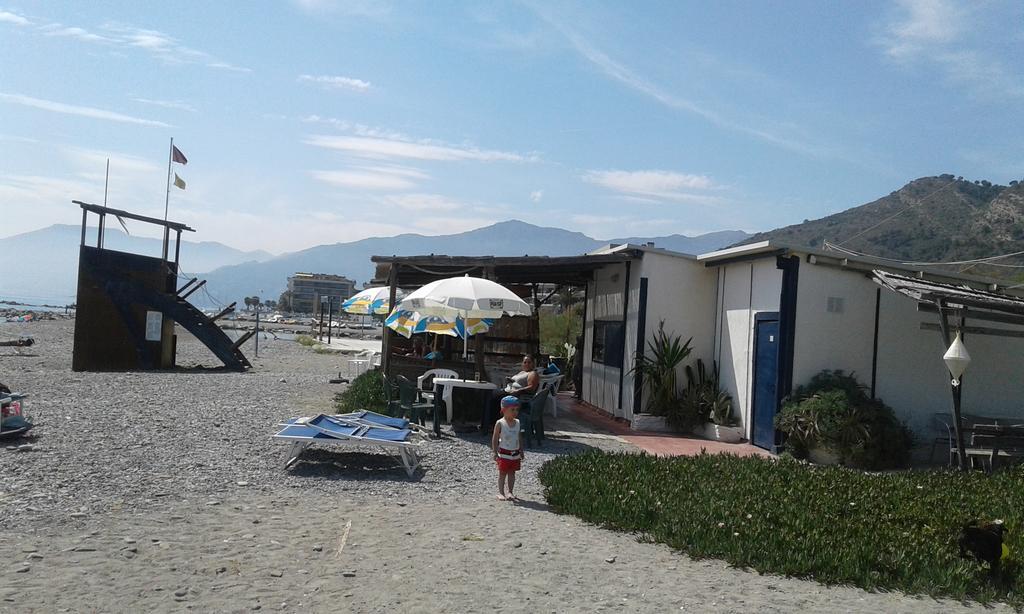 Casa Med Holiday Home Isolabona Ngoại thất bức ảnh